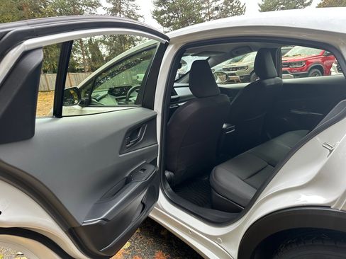 Used 2023 Toyota Prius LE image 16