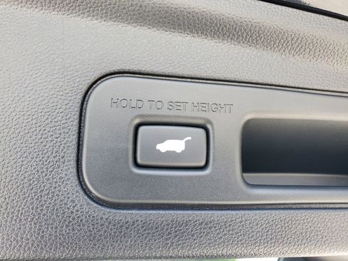 Used 2024 Acura MDX SH-AWD image 9