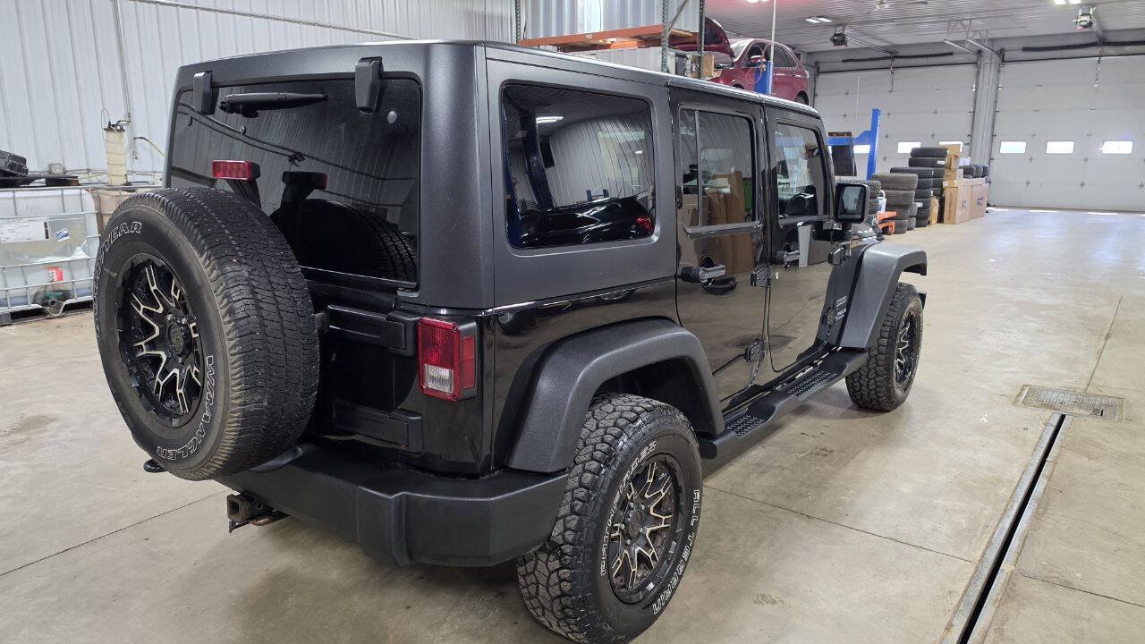 Used 2014 Jeep Wrangler Unlimited Sport w/ Quick Order Package 24S AWD/4WD image 12
