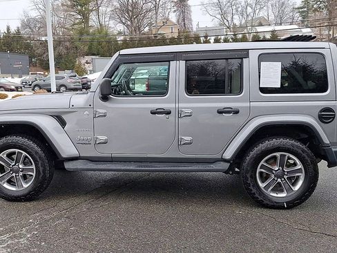 Certified 2021 Jeep Wrangler Unlimited Sahara image 8