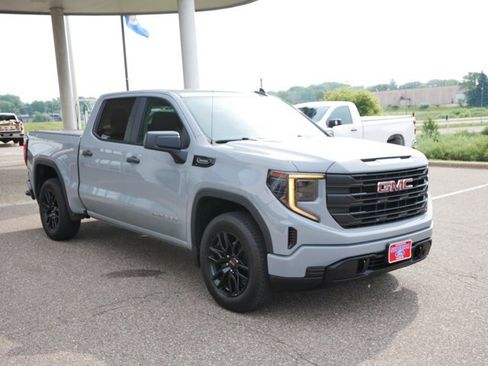Used 2025 GMC Sierra 1500 Pro w/ Graphite Edition AWD/4WD image 3