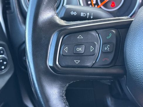 Used 2022 Jeep Gladiator Sport AWD/4WD image 25