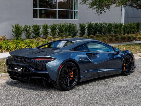 Used 2026 McLaren Artura RWD image 7