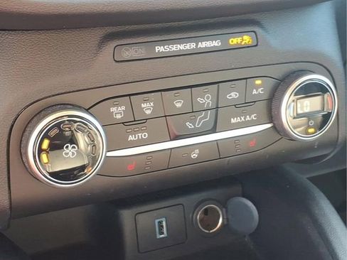 Used 2020 Ford Escape SEL FWD image 9