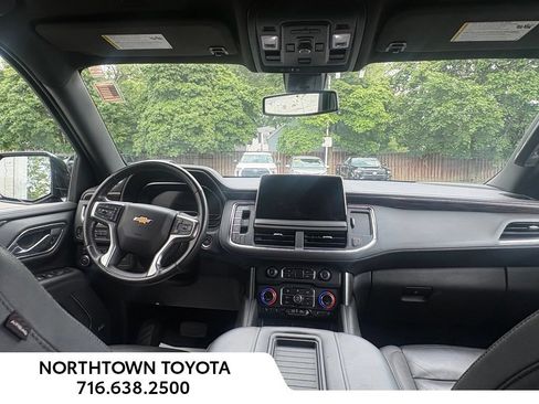 Used 2022 Chevrolet Tahoe LT w/ Luxury Package AWD/4WD image 7