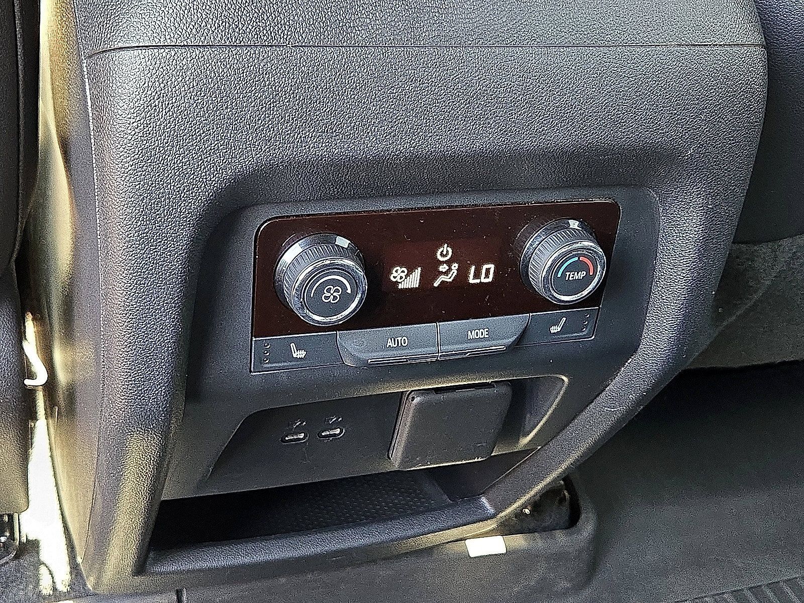 Used 2024 Chevrolet Traverse RS w/ LPO, Floor Liner Package FWD image 17