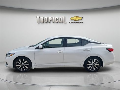 Used 2021 Nissan Sentra SV w/ SV Premium Package image 2