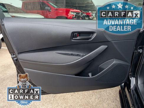 Used 2025 Toyota Corolla LE FWD image 15