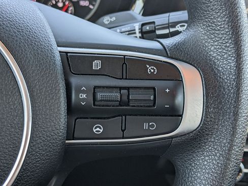 Used 2023 Kia K5 LXS image 19