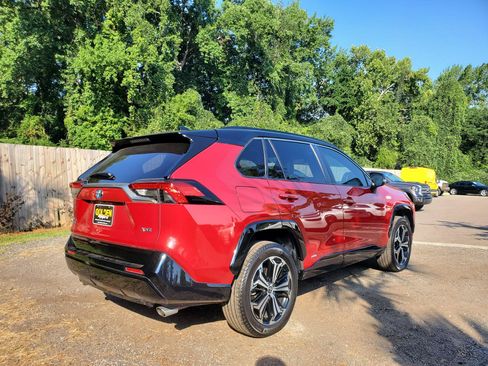 Used 2021 Toyota RAV4 XSE AWD/4WD image 9