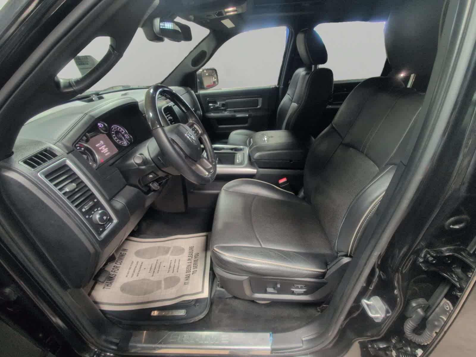 Used 2015 RAM 1500 Limited AWD/4WD image 9