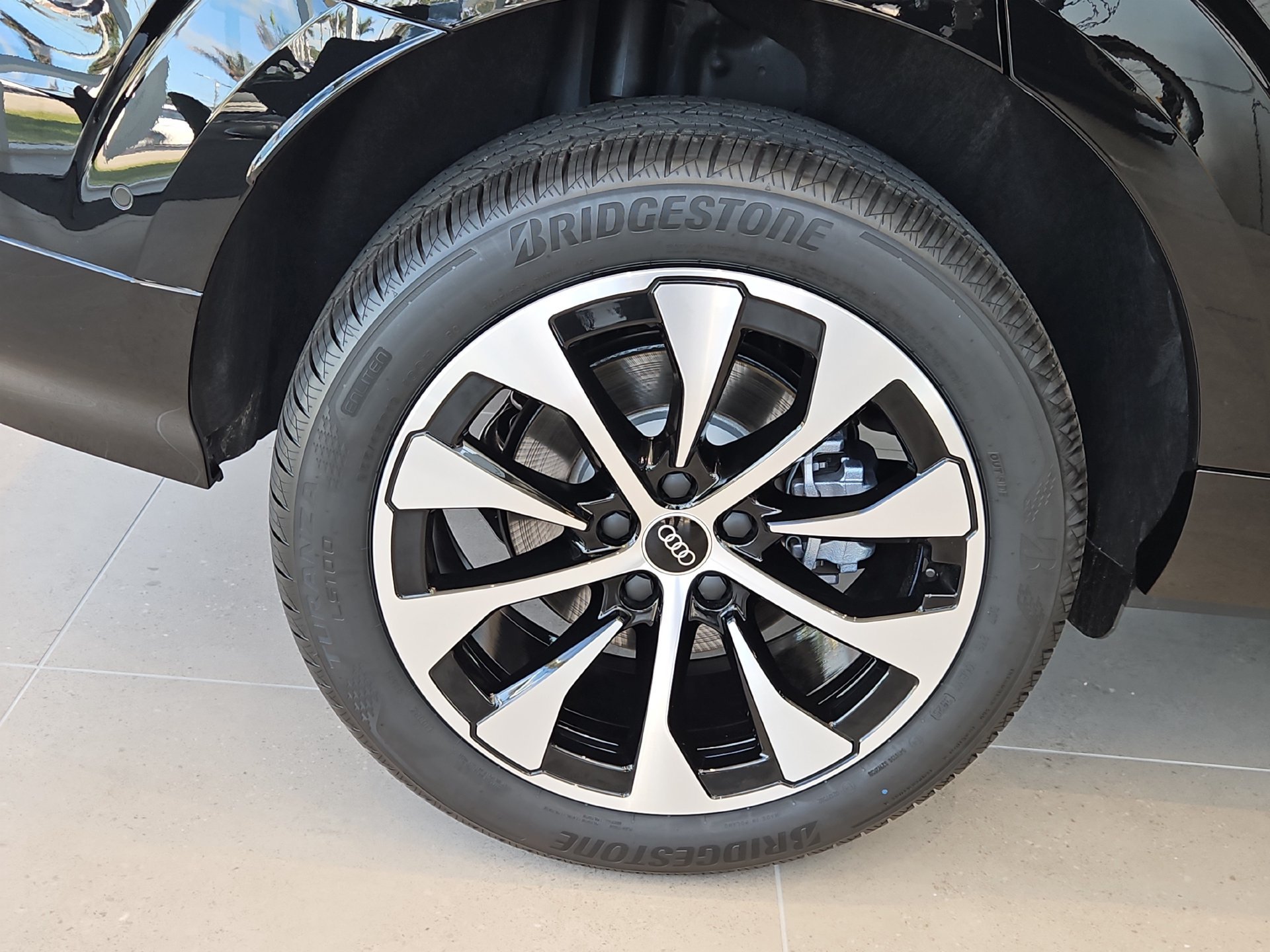 New 2026 Audi Q3 quattro 2.0T AWD/4WD image 8