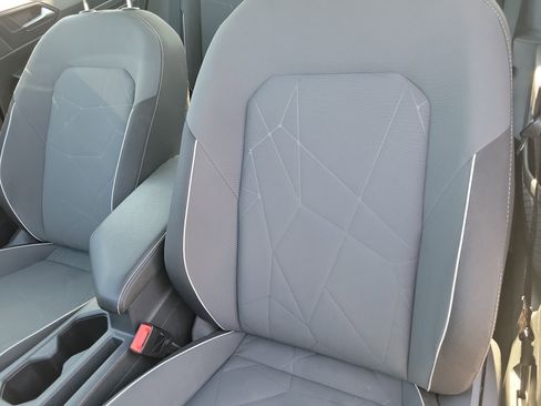 Used 2025 Volkswagen Jetta Sport image 6