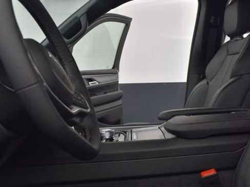 New 2026 Jeep Grand Wagoneer 4WD w/ 8-Passenger Seating Package image 9