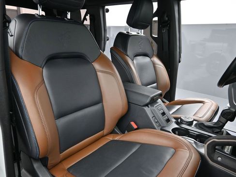 Certified 2024 Ford Bronco Outer Banks image 23