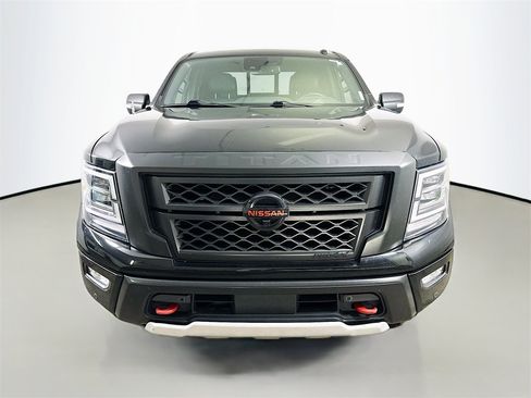 Used 2021 Nissan Titan PRO-4X w/ Pro-4x Convenience Package image 2