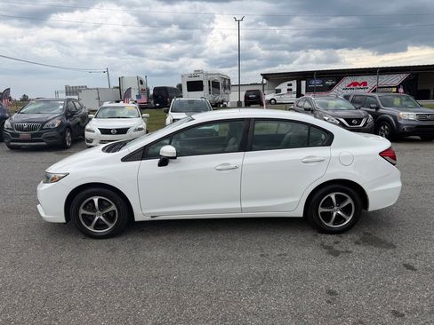 Used 2015 Honda Civic SE image 7
