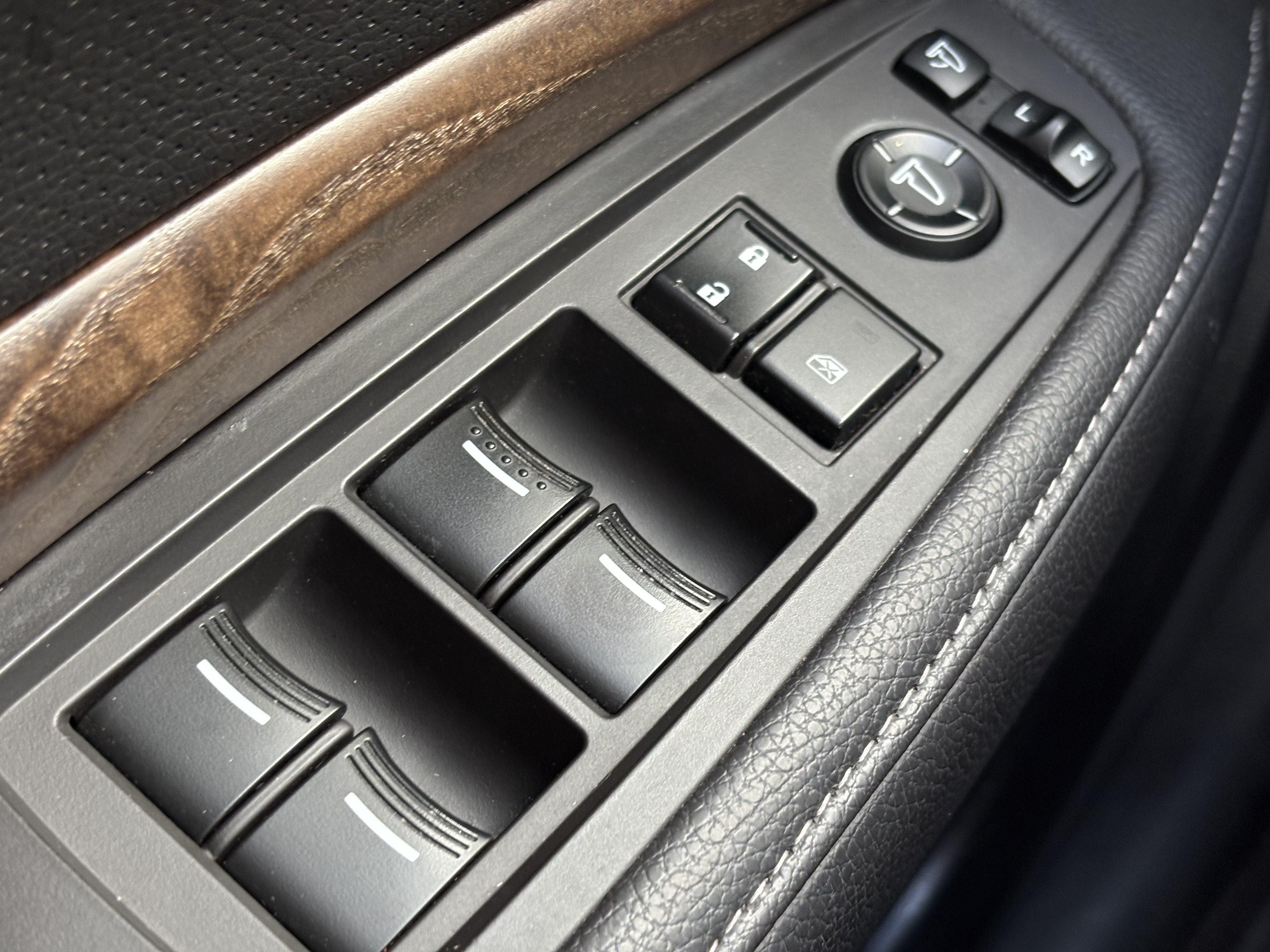 Used 2019 Acura MDX w/ Technology Package AWD/4WD image 29