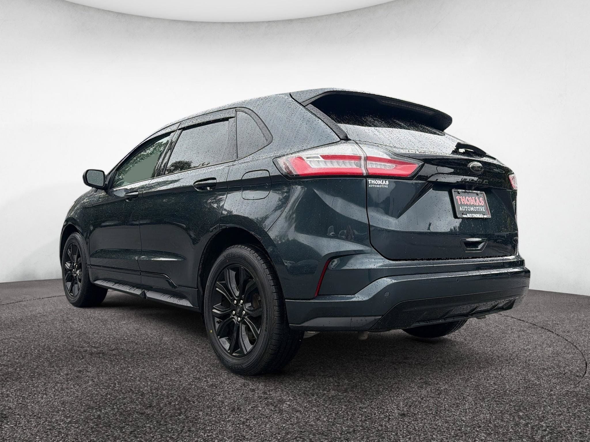 Used 2023 Ford Edge SE w/ Black Appearance Package AWD/4WD image 5