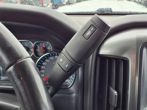 Used 2018 Chevrolet Silverado 1500 LT w/ All Star Edition image 16