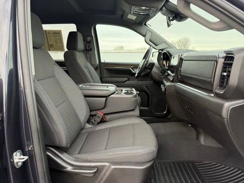 Used 2024 Chevrolet Silverado 1500 LT image 26