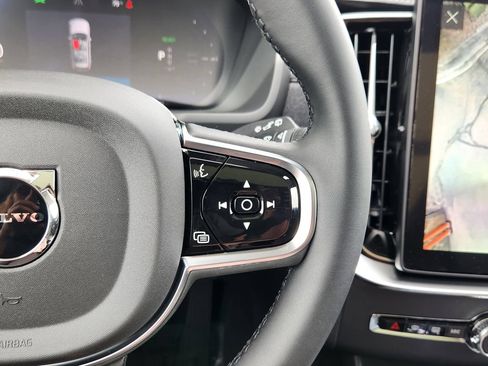 New 2026 Volvo XC90 T8 Ultra w/ Protection Package AWD/4WD image 18