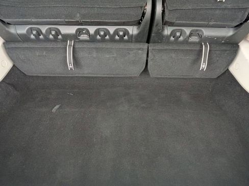 Certified 2023 Chrysler Pacifica Touring-L image 27