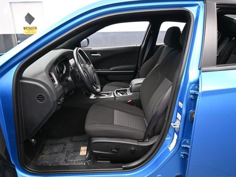 Used 2023 Dodge Charger SXT RWD image 11