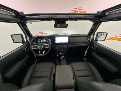 Used 2024 Jeep Wrangler High Altitude AWD/4WD image 6