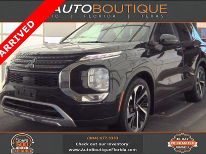 Used 2023 Mitsubishi Outlander SE