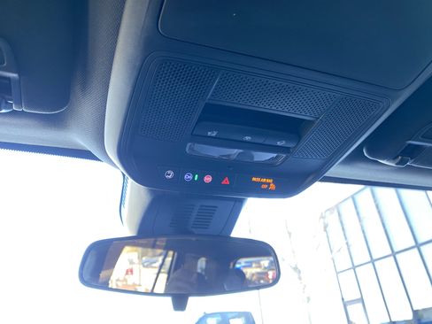 Used 2026 Chevrolet Equinox LT image 32