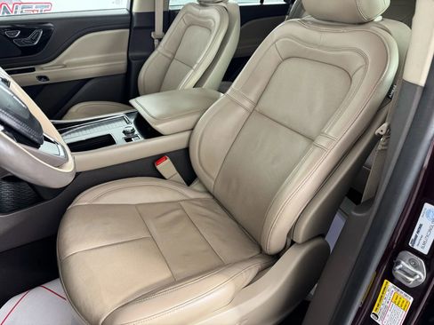 Used 2022 Lincoln Aviator Reserve w/ Elements Package Plus image 36