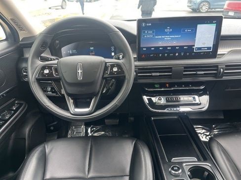 Used 2023 Lincoln Corsair AWD w/ Equipment Group 101A image 16