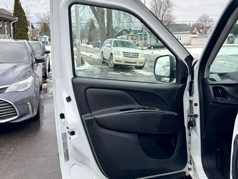 Used 2017 RAM ProMaster City Tradesman w/ Rear Back-up Camera Group image 13