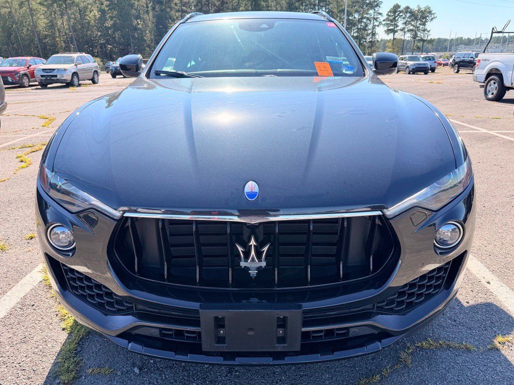 Used 2017 Maserati Levante w/ Sport Package AWD/4WD image 8