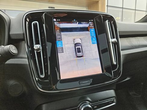 Used 2024 Volvo XC40 Recharge Ultimate w/ Protection Package Premier AWD/4WD image 30