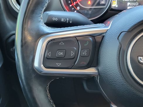 Used 2021 Jeep Wrangler Unlimited Rubicon AWD/4WD image 14