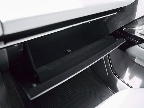 Used 2025 Land Rover Range Rover Sport Dynamic SE image 73