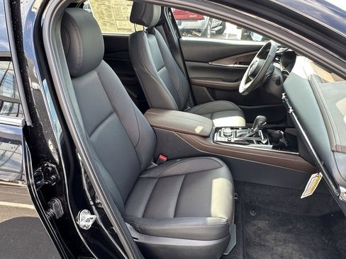 Certified 2025 MAZDA CX-30 2.5 Turbo w/ Premium Package image 15