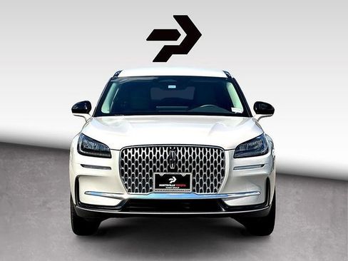 Used 2023 Lincoln Corsair FWD image 3