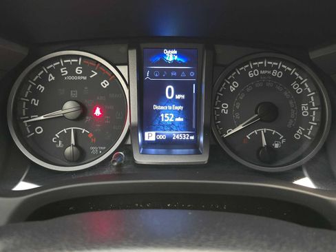 Certified 2023 Toyota Tacoma TRD Off-Road w/ TRD Premium Off Road Package AWD/4WD image 12