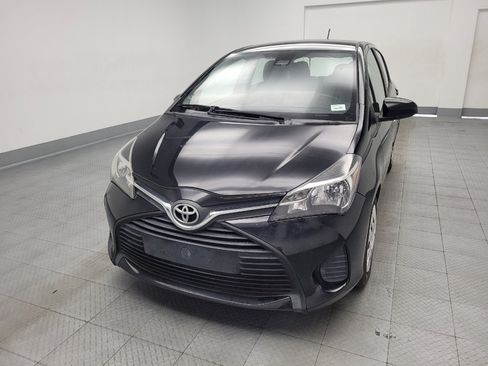 Used 2017 Toyota Yaris L w/ Carpet Mat Package FWD image 15