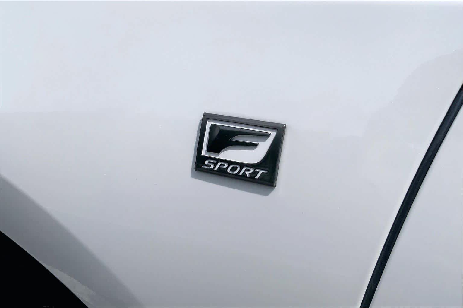 Used 2023 Lexus ES 350 F Sport w/ Accessory Package (Z1) FWD image 18