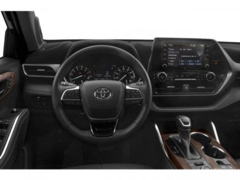 Used 2021 Toyota Highlander Limited image 10
