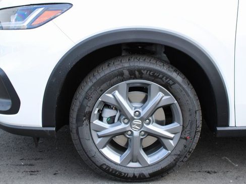 New 2026 Honda HR-V LX image 6