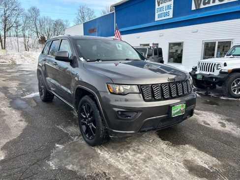 Used 2019 Jeep Grand Cherokee Altitude image 5