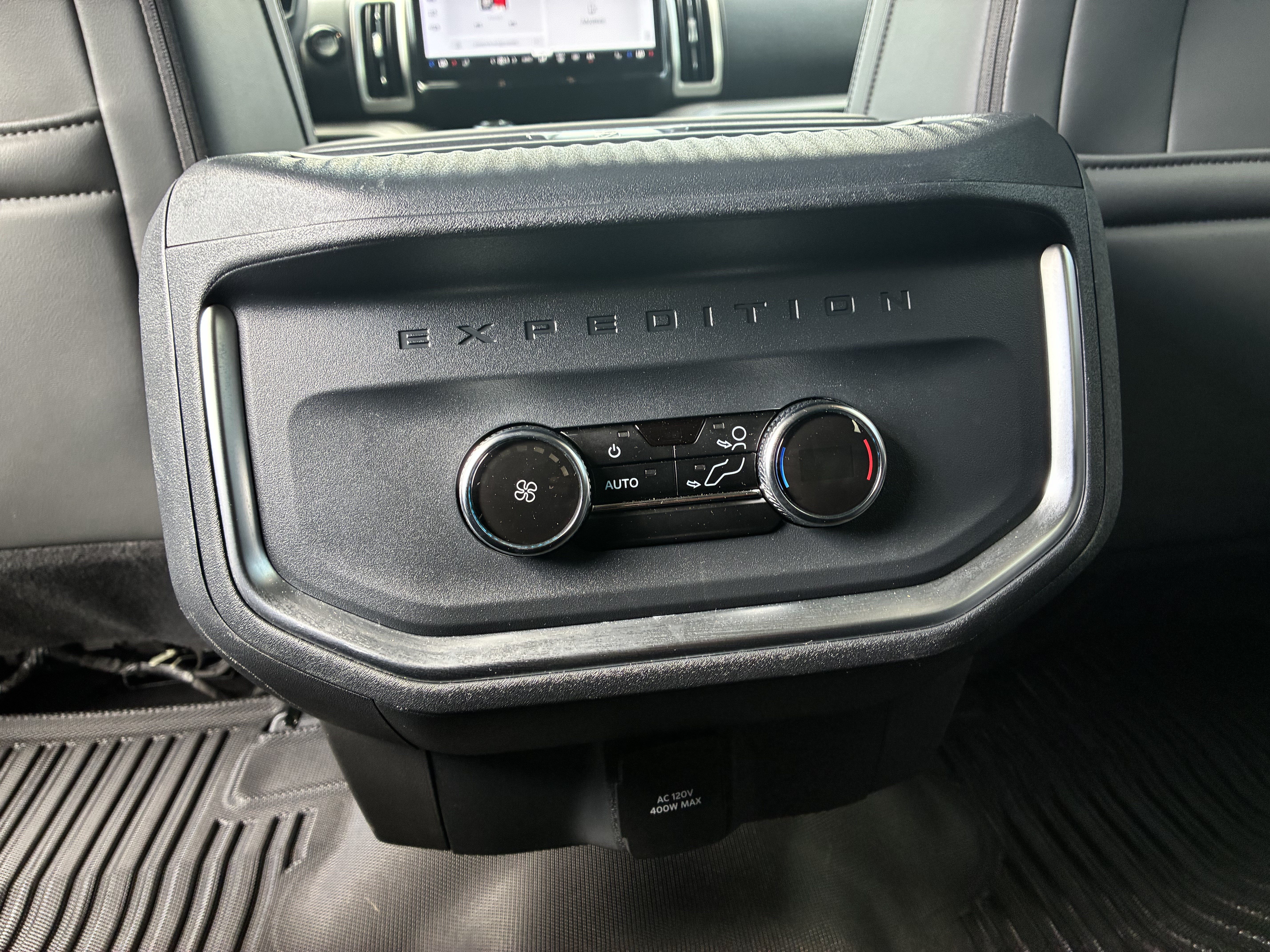Used 2026 Ford Expedition Max Active AWD/4WD image 17