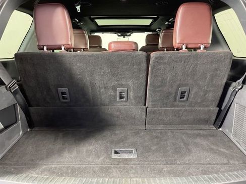 Used 2024 Ford Expedition Limited RWD image 50