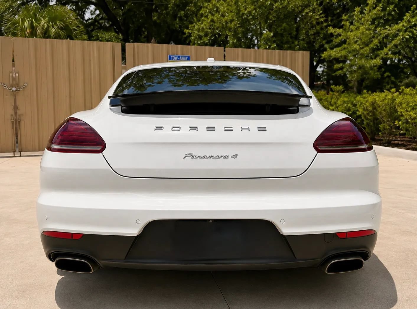 Used 2014 Porsche Panamera 4 AWD/4WD image 11