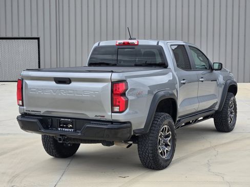 Used 2023 Chevrolet Colorado ZR2 w/ ZR2 Convenience Package III AWD/4WD image 8